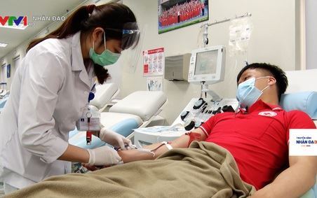 Người đàn ông 138 lần HMTN lan tỏa câu chuyện ấm áp tình người mùa dịch VTV1 Ngày 13.9.2021