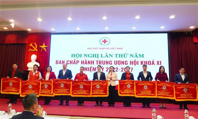 Đổi mới thực chất, bám sát cơ sở và minh bạch vì cộng đồng