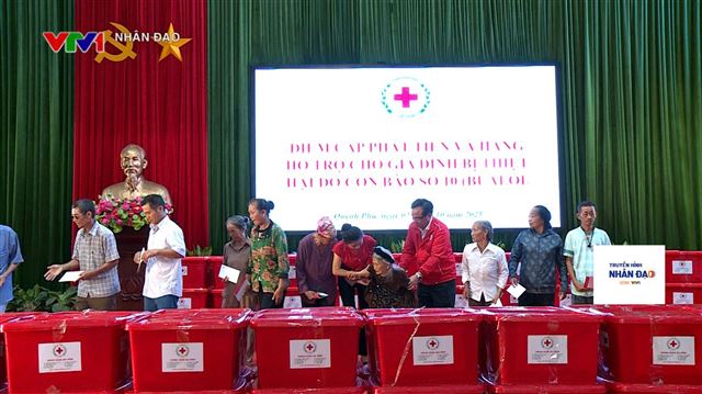 Cứu trợ khẩn cấp người dân chịu thiệt hại bởi bão số 10 Bualoi VTV1 Ngày 6.10.2025