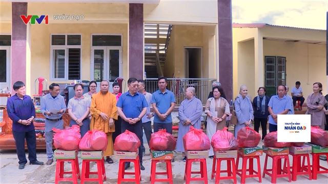 Tiếp tục hỗ trợ đồng bào vùng thiên tai sau thiệt hại nặng nề của bão số 3 VTV1 Ngày 21.10.2024