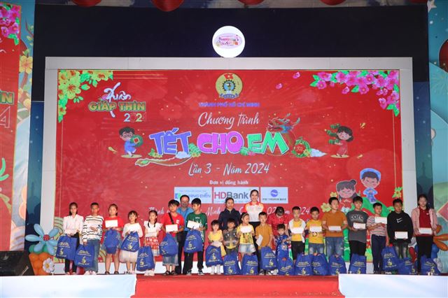 HDBank lan tỏa yêu thương cùng Chương trình “Tết cho em” lần thứ 3