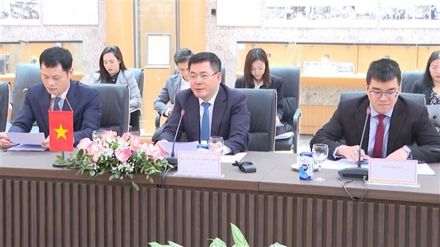 Hiệp định thương mại Việt Nam - Lào thúc đẩy kinh tế vùng biên