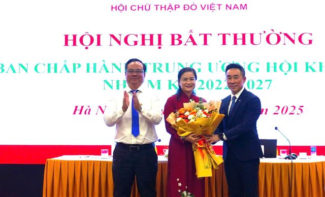 Bà Đỗ Thị Thu Thảo giữ chức Chủ tịch Trung ương Hội Chữ thập đỏ Việt Nam khóa XI