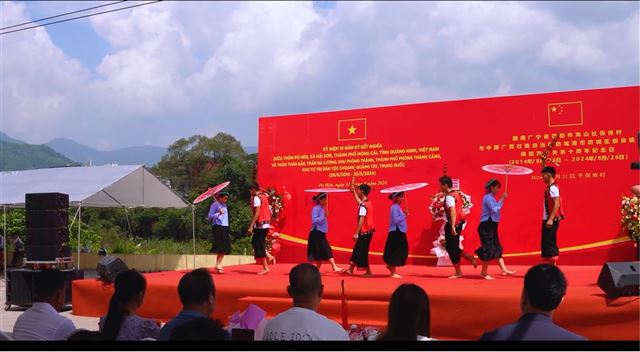 Mô hình “kết nghĩa cụm dân cư hai bên biên giới - Vun đắp tình hữu nghị nhân dân Việt Nam-Trung Quốc