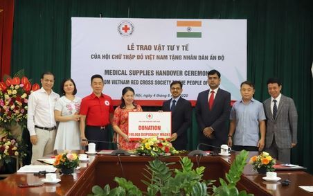 Hội CTĐ Việt Nam: Tích cực trong “cuộc chiến” phòng, chống dịch CoVID -19 tại Việt Nam