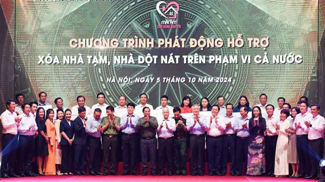 Agribank và hành trình cùng cả nước hoàn thành mục tiêu chương trình xóa nhà tạm, nhà dột nát