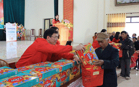 Ninh Bình : Chợ Tết nhân đạo “ Xuân yêu thương - Tết sẻ chia