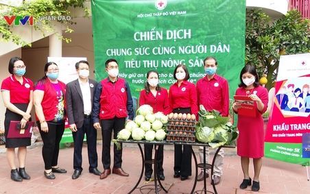 Hội CTĐ VN chung sức cùng người dân vùng dịch tiêu thụ nông sản