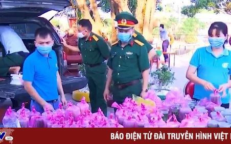 Chung tay chống dịch COVID-19