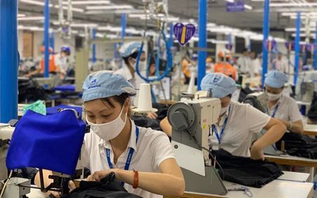 Hướng dẫn người lao động và doanh nghiệp nhận hỗ trợ từ Quỹ bảo hiểm thất nghiệp