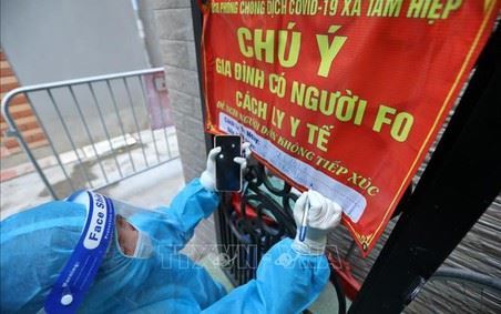 F0 điều trị tại nhà, làm thế nào để được hưởng chế độ ốm đau từ BHXH?