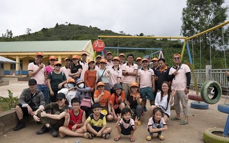 Hành trình lăn bánh cho ước mơ trẻ em vùng cao