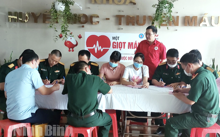 Ninh Bình: Hiến máu mùa hè - Cùng giữ nhịp đập trái tim cho người bệnh