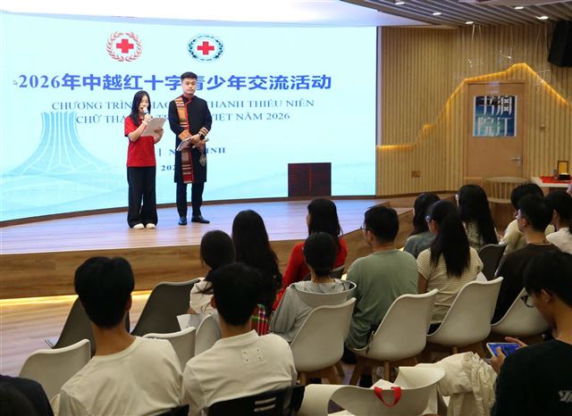 Gắn kết thanh thiếu niên Việt Nam – Trung Quốc qua hoạt động nhân đạo