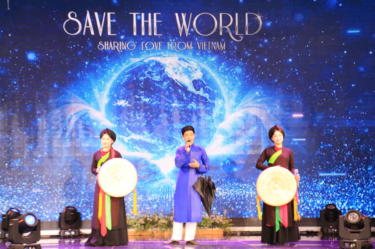 ‘Save The World’: Lan tỏa yêu thương bằng âm nhạc