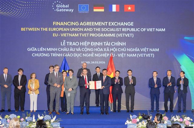 EU đầu tư hơn 560 triệu EUR phát triển giao thông và năng lượng sạch tại Việt Nam