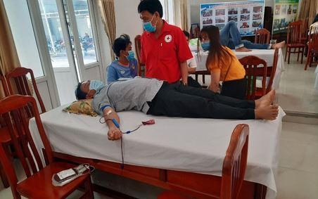 Hòn Đất tổ chức hiến máu tình nguyện đợt 3 năm 2020