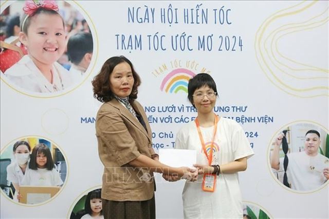 Trạm tóc ước mơ: Mang niềm tin và hy vọng đến với bệnh nhi ung thư