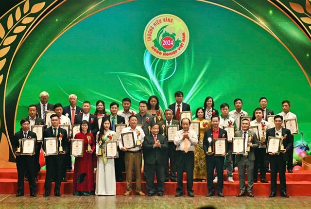 Tôn vinh 88 thương hiệu Vàng nông nghiệp Việt Nam năm 2024