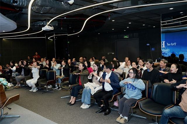 Vashna Thiên Kim hướng dẫn  miễn  phí phương pháp thở HaaMa Breath