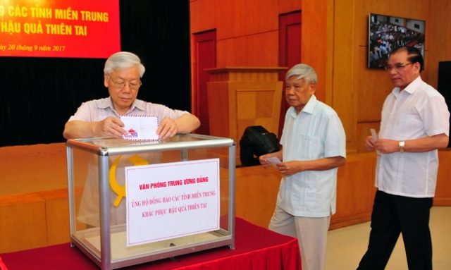 Văn phòng T.Ư Đảng, Văn phòng Chính phủ, Văn phòng Quốc hội và các cơ quan, đơn vị quyên góp ủng hộ đồng bào vùng bão, lũ