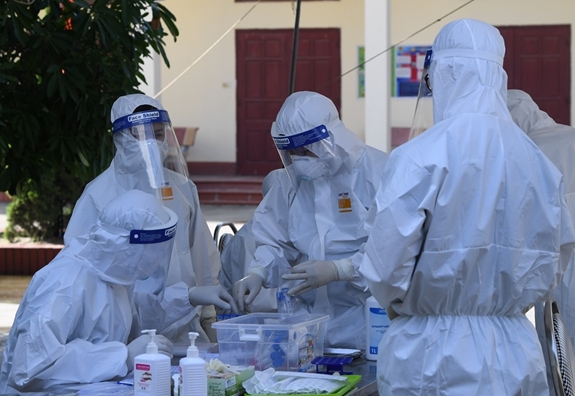 Chúng mình không hề đơn độc trong cuộc chiến này...