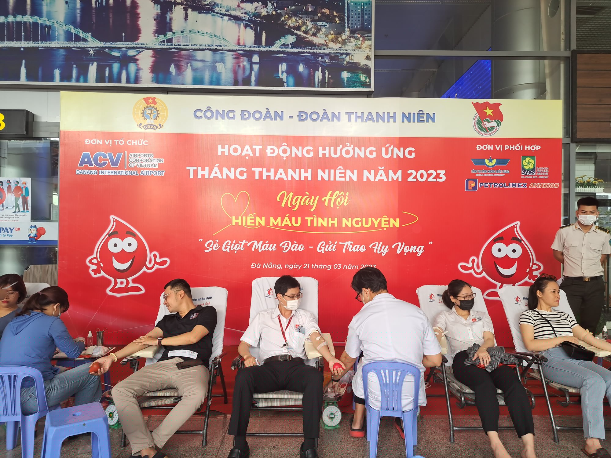 Cảng Hàng không quốc tế Đà Nẵng tổ chức ngày hội hiến máu tình nguyện