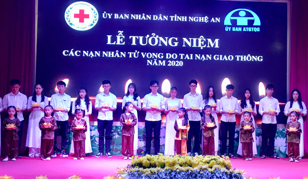 Nghệ An: Tổ chức Lễ tưởng niệm nạn nhân tử vong do tai nạn giao thông