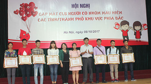 Trân trọng những người hiến máu nhóm máu hiếm Rh-
