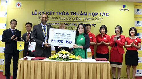 Aviva Việt Nam ký kết hợp tác với Trung ương Hội Chữ thập đỏ Việt Nam