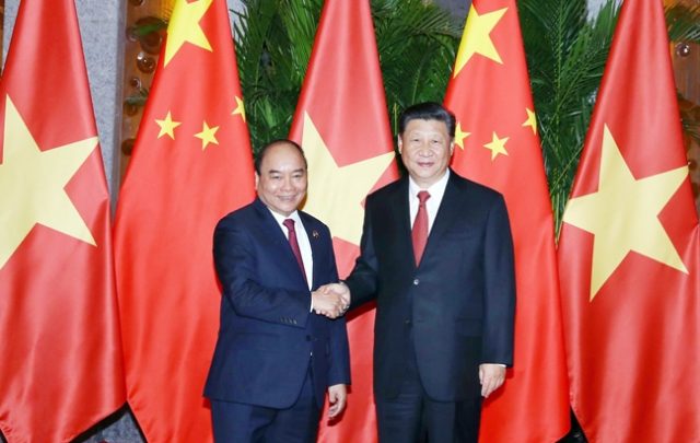 Thủ tướng Nguyễn Xuân Phúc hội kiến Tổng Bí thư, Chủ tịch Trung Quốc Tập Cận Bình