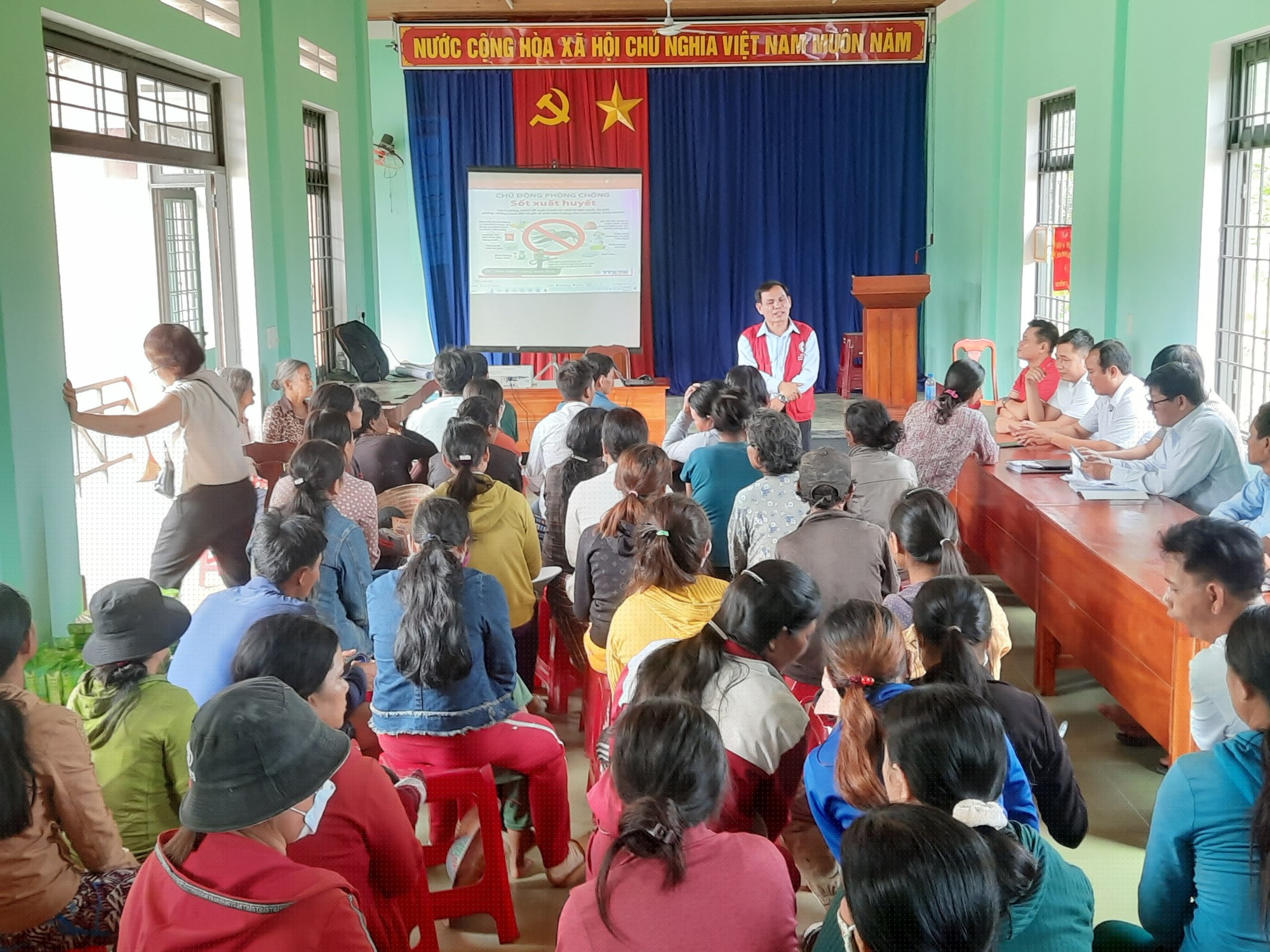 Bình Định: Truyền thông phòng chống sốt xuất huyết, tay chân miệng tại xã Vĩnh An