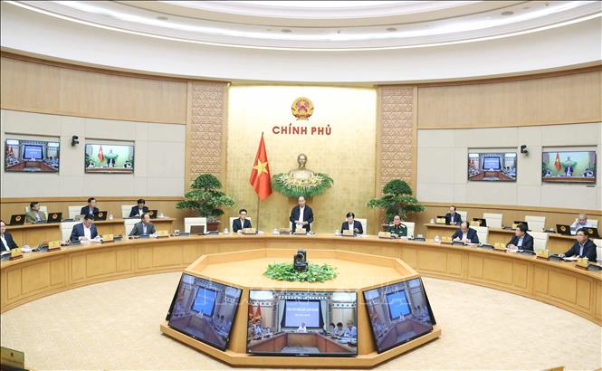 Thủ tướng: Phải làm gấp đôi, gấp ba để bù đắp tổn thất, mất mát của nhân dân miền Trung