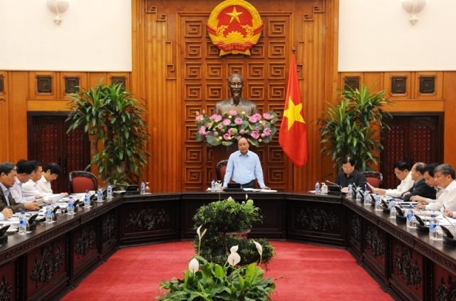 Thủ tướng chủ trì họp bàn di dời, tái định cư và hỗ trợ người dân vùng bị bão lụt