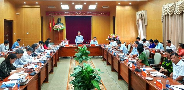 Công tác tuyên truyền phải kết hợp giữa “xây” và “chống”