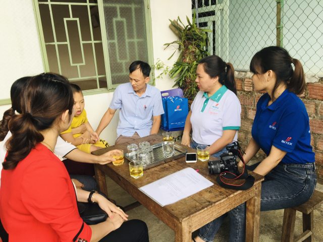 “Đồng hành cùng giáo viên vượt khó” hỗ trợ giáo viên tại xã Đăk  Rve, huyện Kon Rẫy, tỉnh Kon Tum