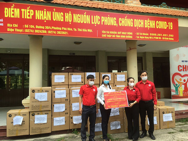 Bình Dương: Vận động nguồn lực, hỗ trợ lực lượng phòng chống dịch, người dân tại các điểm cách ly, phong tỏa