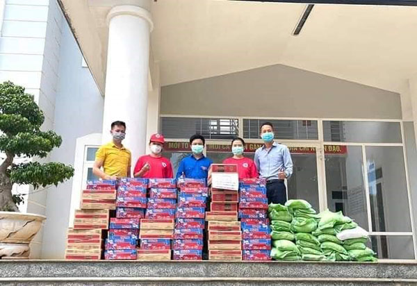 Đắk Lắk: “Chuyến xe yêu thương” đến với người dân huyện Krông Bông