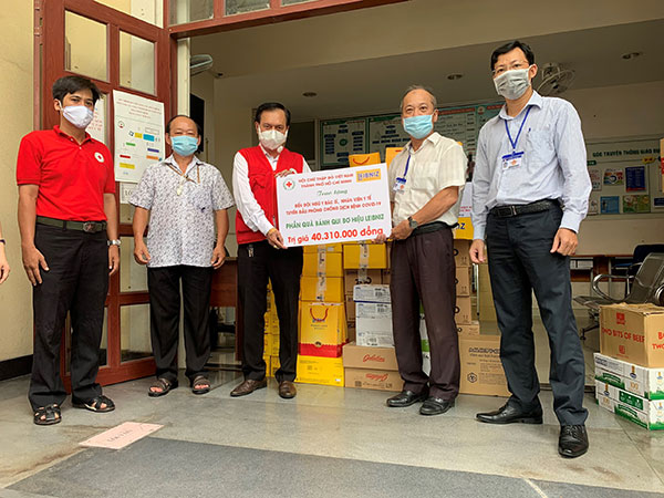TP. Hồ Chí Minh: Hơn 10.000 sản phẩm hàng hóa hỗ trợ người dân và lực lượng y tế tuyến đầu chống dịch