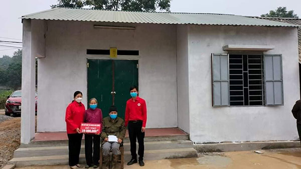 Phú Lương (Thái Nguyên): Khánh thành và bàn giao nhà tình nghĩa