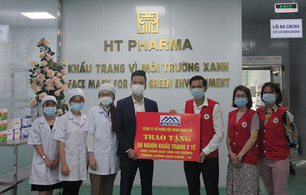 Hà Nam: Hỗ trợ 50.000 khẩu trang y tế cho người dân Hải Dương chống dịch Covid-19