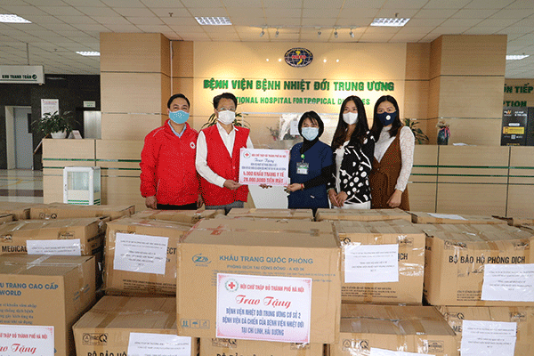 Hà Nội: Chung tay tiếp sức tuyến đầu chống dịch