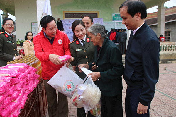 Hà Tĩnh: Hội chợ Nhân đạo Xuân Tân Sửu  2021