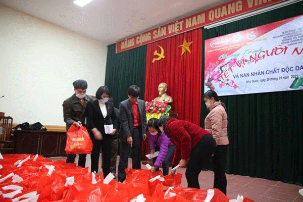 Sẻ chia nhân ái, Tết đến Xuân về