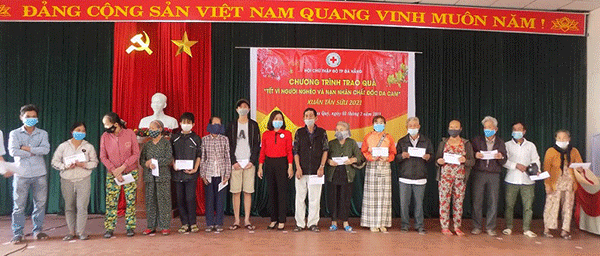 Đà Nẵng:  200 hộ khó khăn phường Hòa Quý được nhận quà Tết