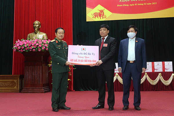 Phó Chủ tịch Quốc hội Đỗ Bá Tỵ thăm và chúc Tết tại tỉnh Phú Thọ