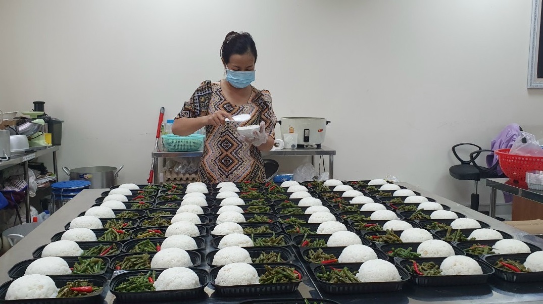 Những tấm lòng thảo thơm giữa mùa dịch COVID-19