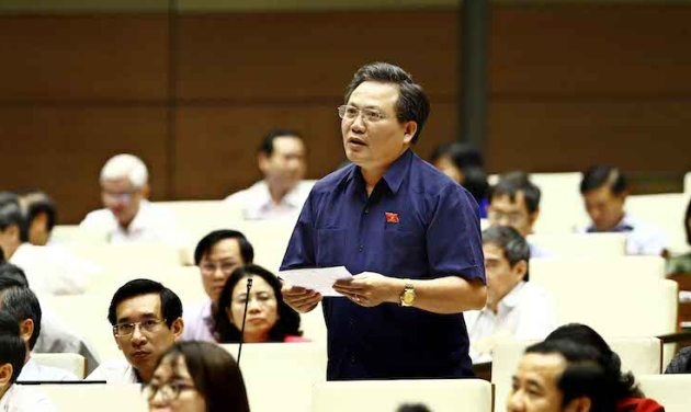 Bộ trưởng chịu trách nhiệm nếu sai trong việc tàu vỏ thép kém chất lượng