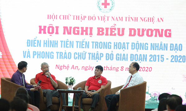 Nghệ An: Tôn vinh điển hình tiên tiến trong hoạt động nhân đạo