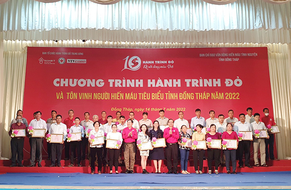 Đồng Tháp: Tổ chức “Hành trình Đỏ - Kết nối dòng máu Việt”